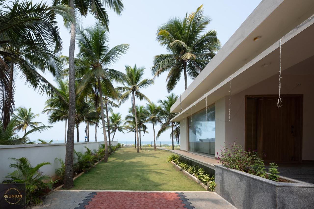 Reunion Ocean Elite - Beach House Udupi Luaran gambar